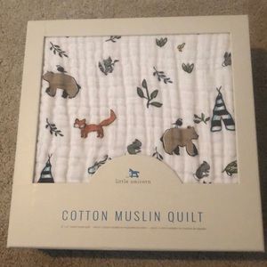 Little Unicorn Cotton Muslin Quilt.
